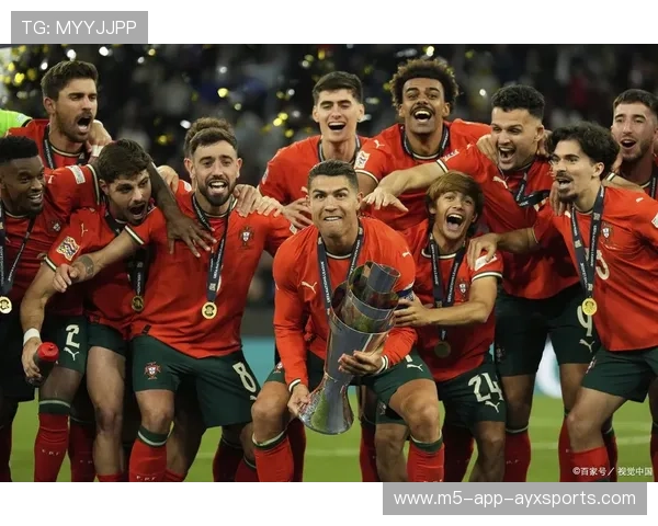 C罗与葡萄牙的下一章,足坛将继续热议 C罗与葡萄牙的下一章,足坛将继续热议