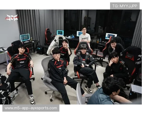 JDG训练强度升级，节奏推进更紧凑