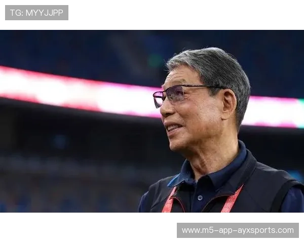 十五运会U20男足:81岁徐根宝带队上海小组赛两连胜,足球教练徐根宝 十五运会U20男足:81岁徐根宝带队上海小组赛两连胜,足球教练徐根宝